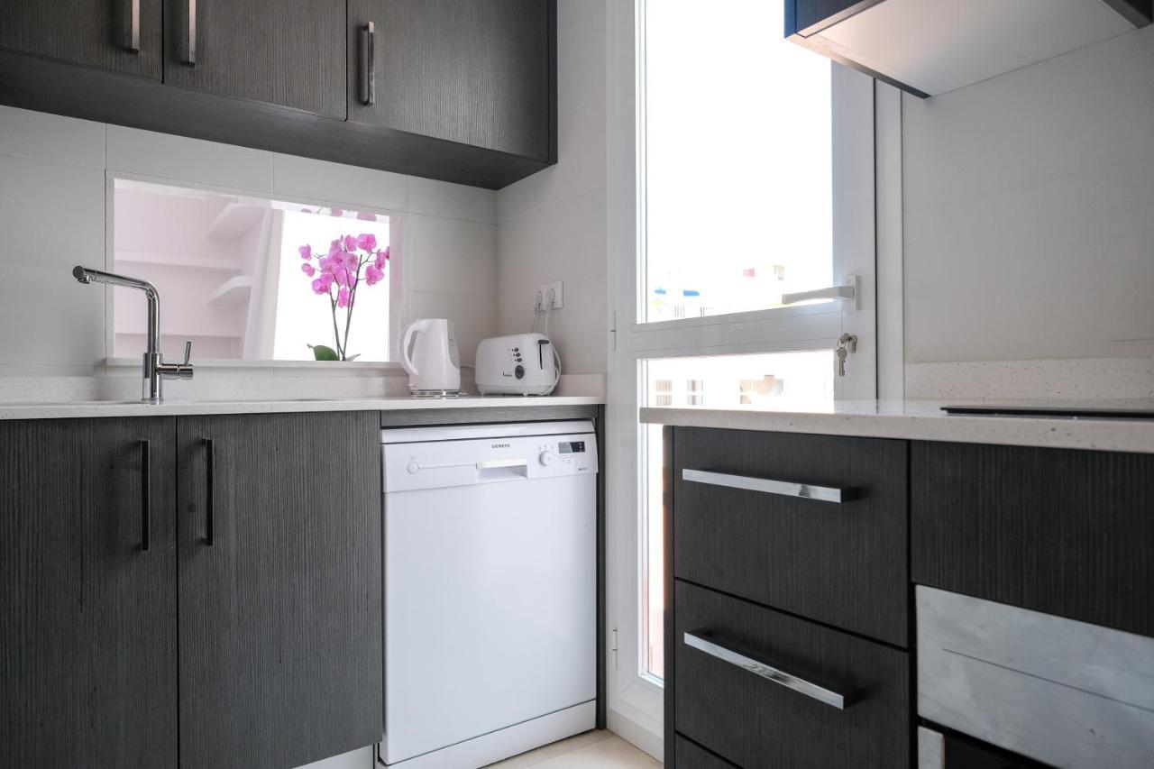 Sal Mar Suites Santa Eularia des Riu Zewnętrze zdjęcie