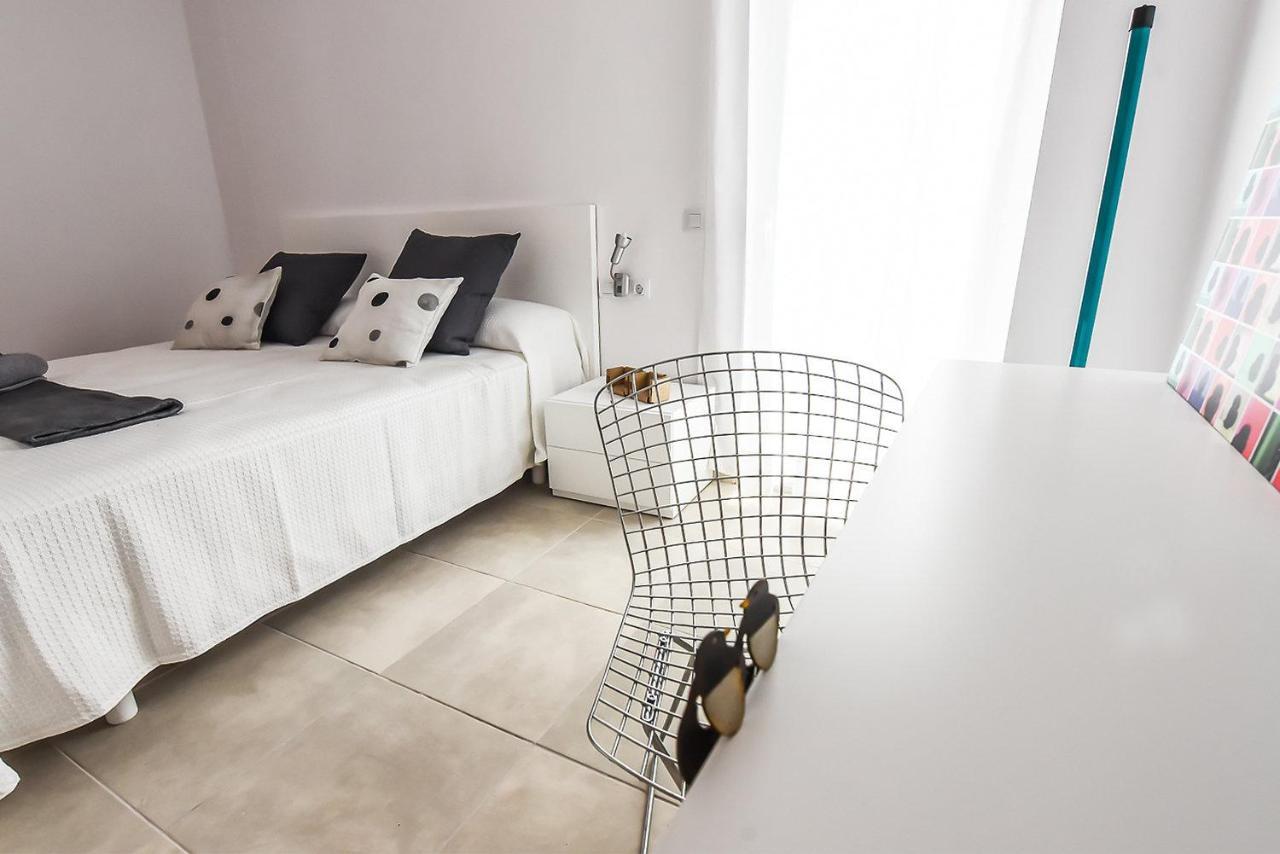 Sal Mar Suites Santa Eularia des Riu Zewnętrze zdjęcie