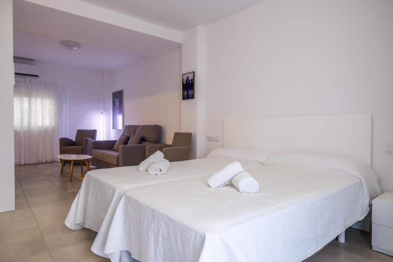 Sal Mar Suites Santa Eularia des Riu Zewnętrze zdjęcie