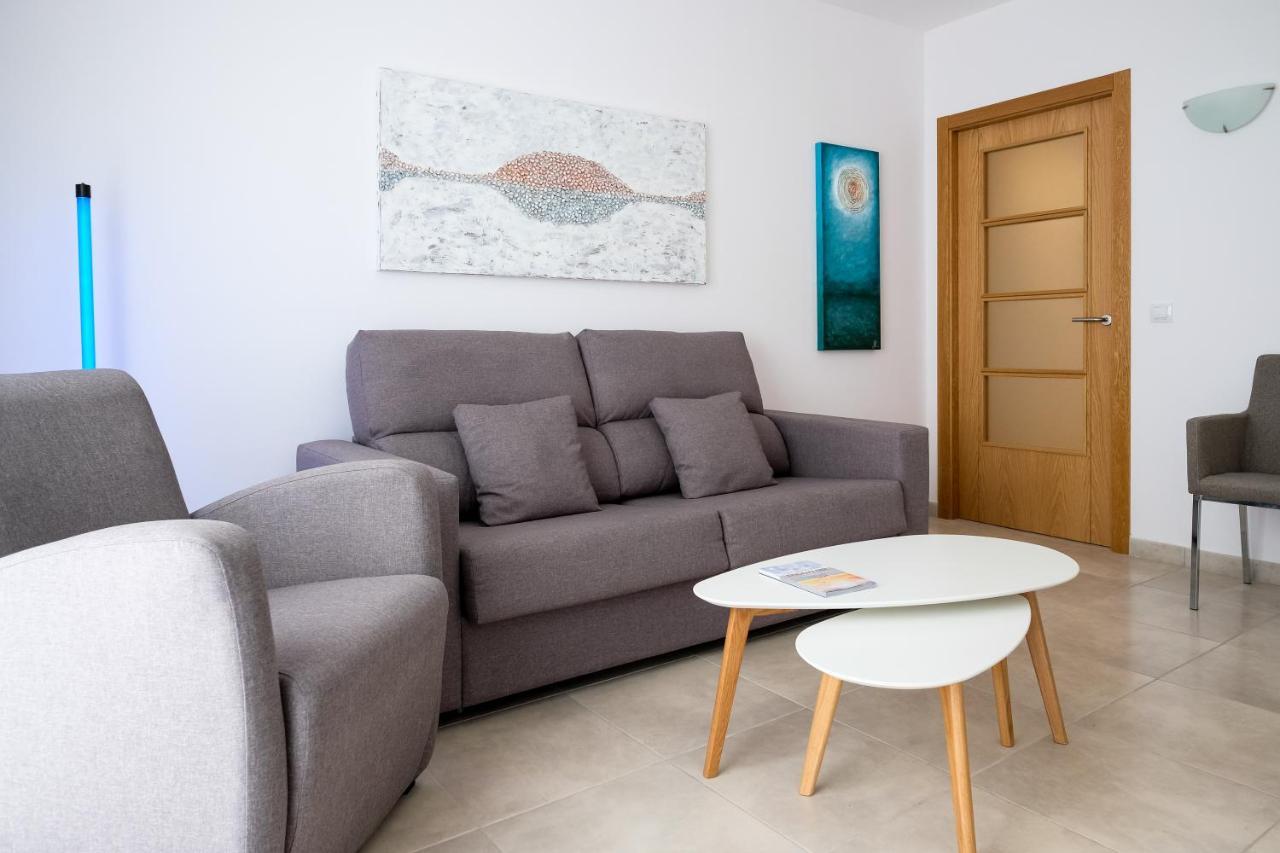 Sal Mar Suites Santa Eularia des Riu Zewnętrze zdjęcie