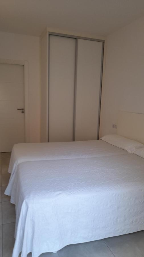 Sal Mar Suites Santa Eularia des Riu Zewnętrze zdjęcie